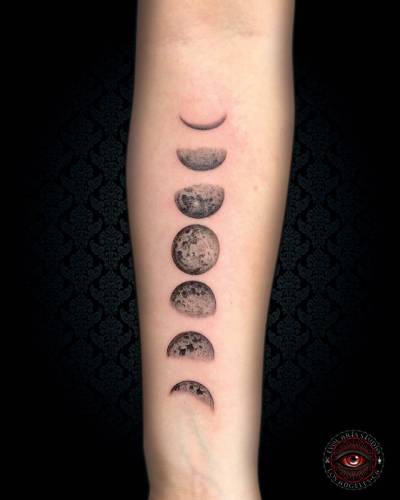 Edwin_Marin_013_Moon_Phases