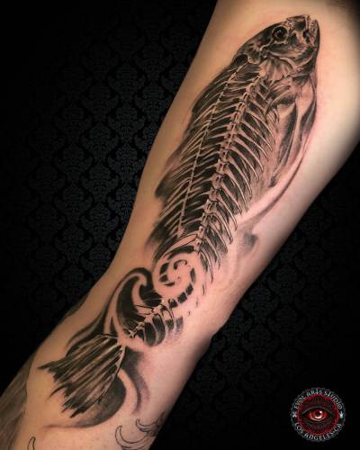 Edwin_Marin_014_Fish_Skeleton